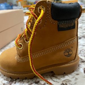 NWT Timberland Classic toddler boot